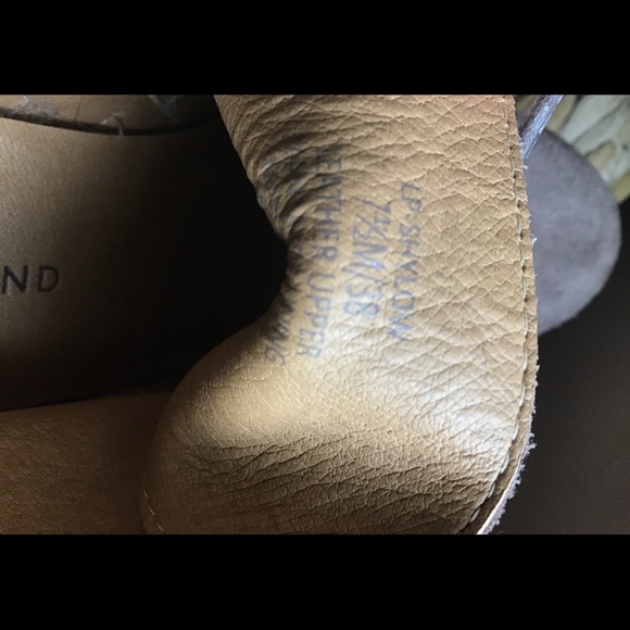 Lucky Brand Shylow Suede Ankle Booties Sz 7.5 - Picture 6 of 10